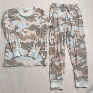 B Steps camouflage print 2pc long unisex pajamas set 5